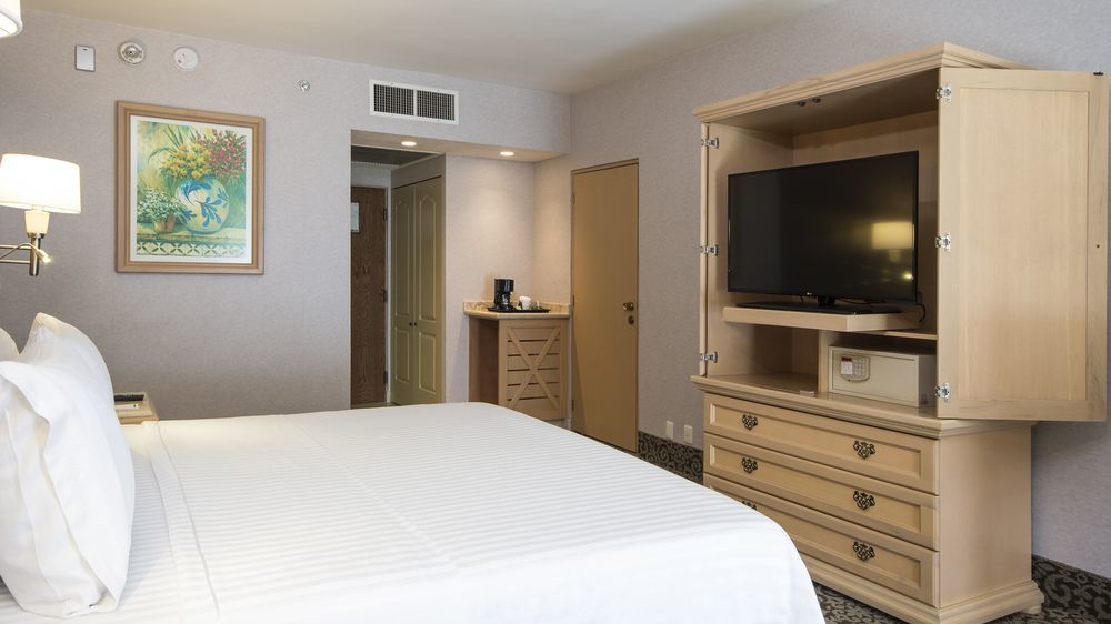 Holiday Inn Express & Suites Queretaro By Ihg Exterior foto